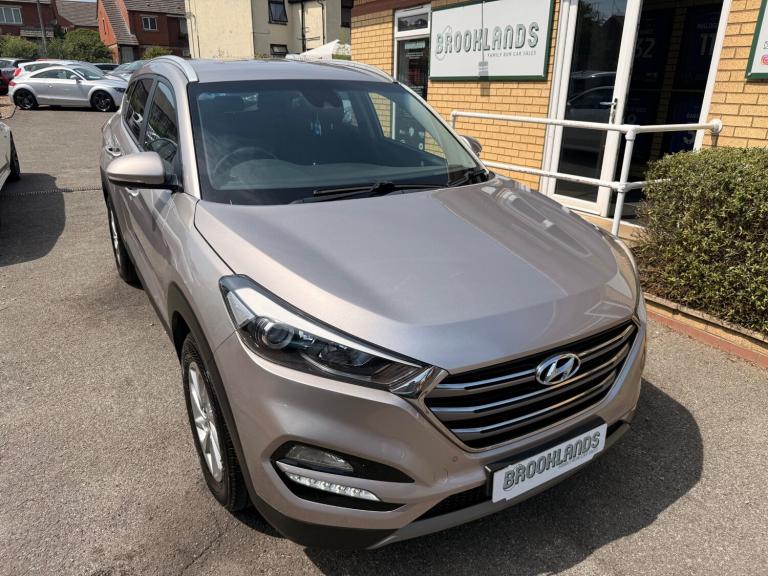 2016 Hyundai Tucson Crdi SE NAV Beige 1.7 Diesel 2wd 6 Speed Manual Bluetooth