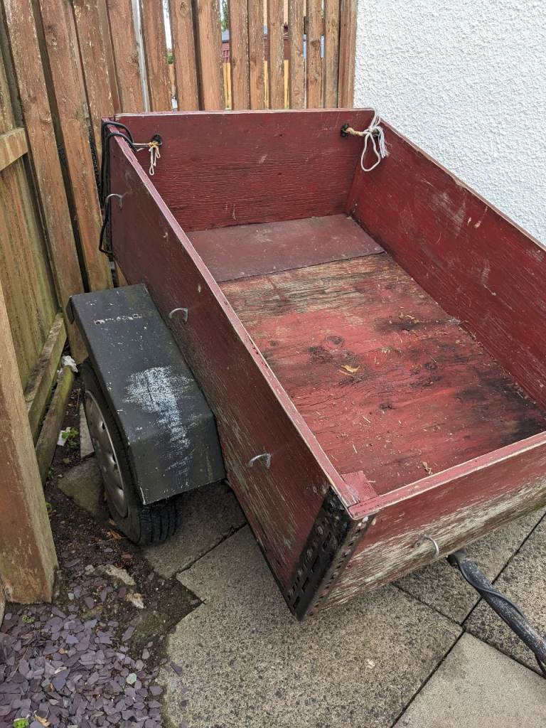 Wooden trailer - Free