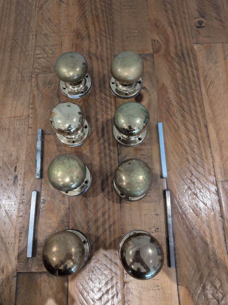 Set of 6 Brass Door Knobs with Spindles