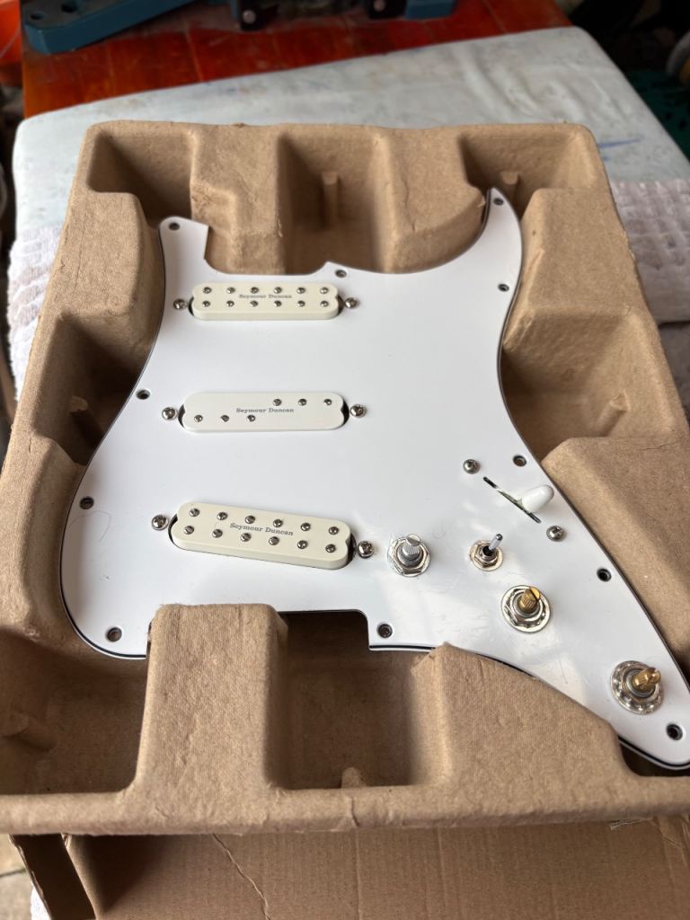  Seymour Duncan pickups