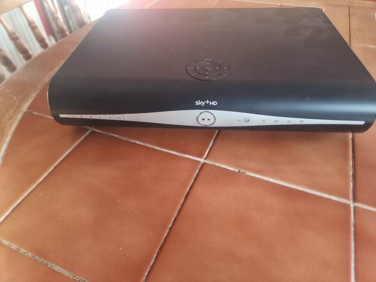 Sky hd box