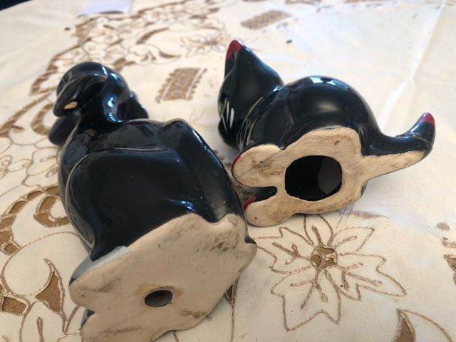 Best buddies Ceramic cat and Dog Ornaments
