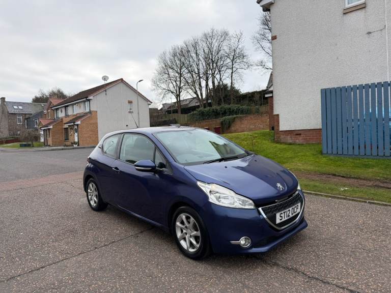 Peugeot 208 active E-HDI 1560cc manual Hatchback 3dr 