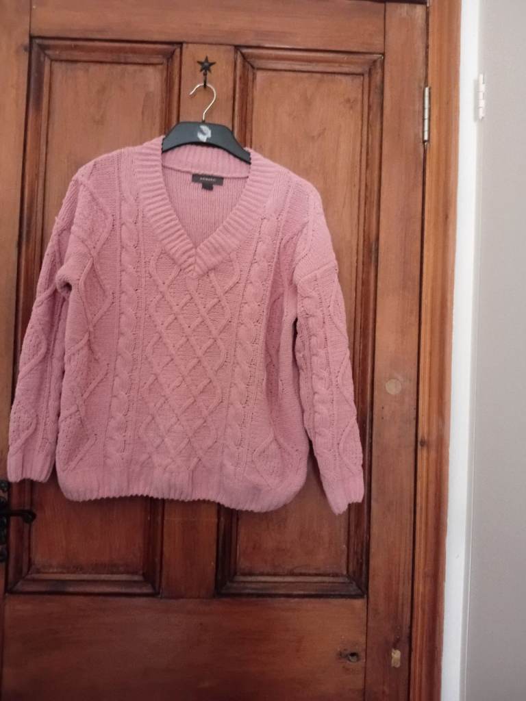 Pink Cable Knit Style Jumper Size 12-14