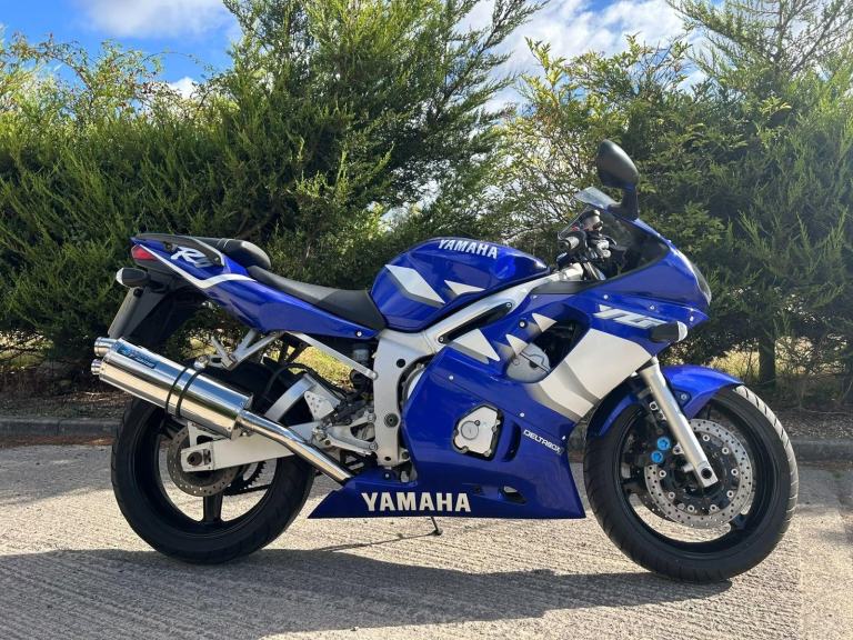 2000 W YAMAHA R6 600 SUPERSPORT YZFR6 19k MILES 