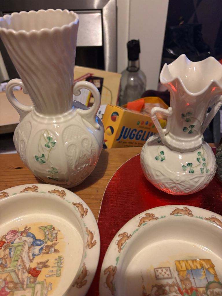 Selection of Peter Rabbit and other ceramic items, good condition