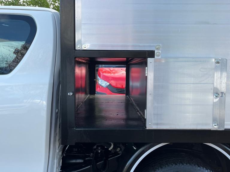 2023 73 reg TOYOTA HILUX KING EXTRA CAB 2.4 D-4D 4WD ARB CHIPPER TOOLBOX TIPPER 