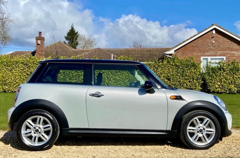 2013 MINI Hatch 1.6 Cooper D 3dr HATCHBACK Diesel Manual