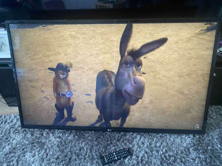 43” LG 4K Smart TV UHD All Apps + Freeview