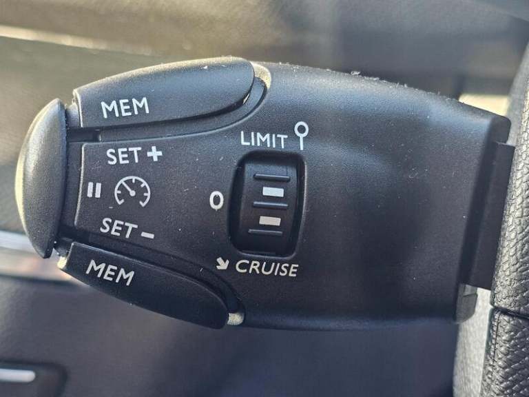 2018 Peugeot 308 SW 1.2 PureTech Active Manual 5Spd Euro 6 (s/s) 5dr ESTATE Petrol Manual