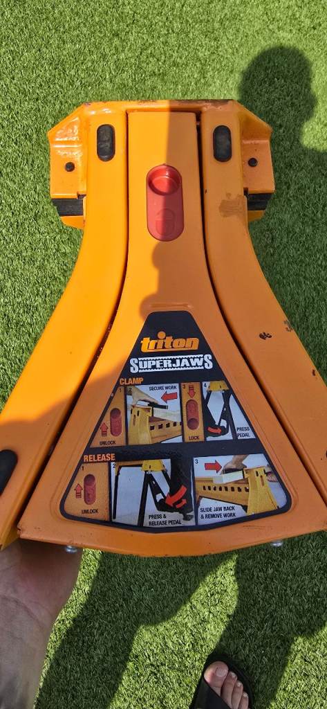 Unused Triton SuperJaws Portable Clamping System – Like New