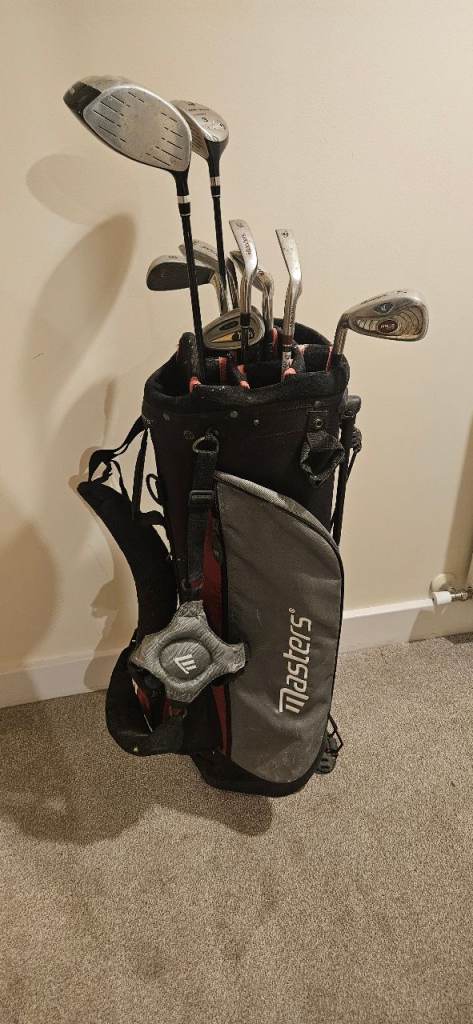 Golf club starter set. Perfect for beginners.