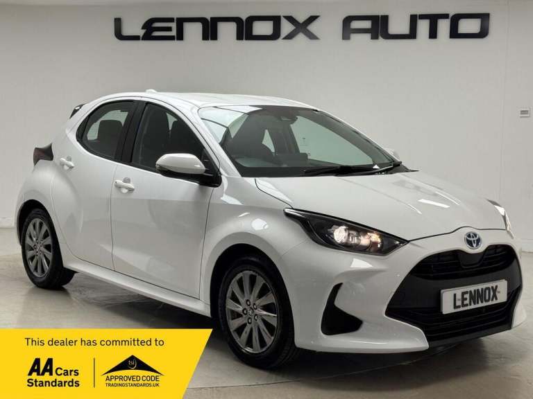 2024 Toyota Yaris 1.5 VVT-h Icon E-CVT Euro 6 (s/s) 5dr HATCHBACK Petrol/Electric Hybrid Automatic