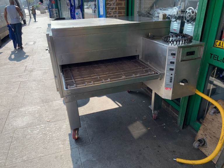 SERVICED GAS 32'' PIZZA CONVEYOR BELT USA MARSHALL OVEN CATERING COMMERCIAL KITCHEN EQUIPMENT 