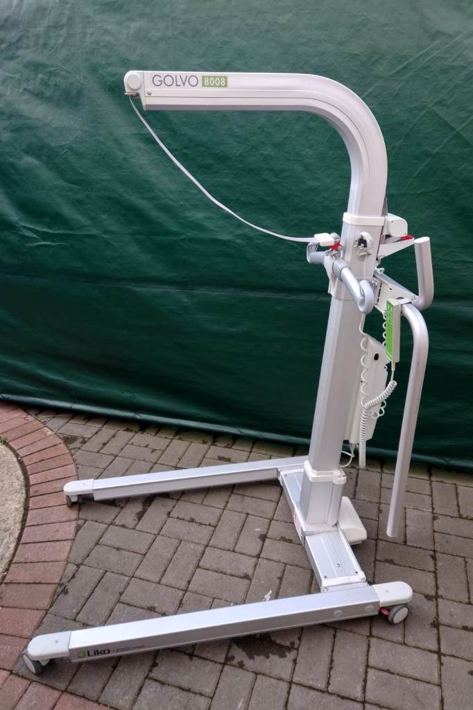 Liko Golvo 8008 Dual control mobility hoist Charger Li/ion batts + New sling