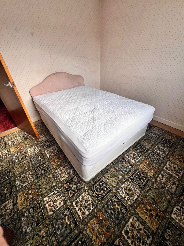 Double bed and mattress 
