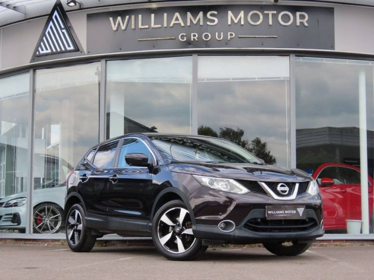 2016 Nissan Qashqai 1.6 dCi N-Connecta 5dr Xtronic HATCHBACK DIESEL Automatic
