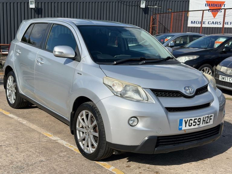 Toyota, URBAN CRUISER, Hatchback, 2009, Manual, 1364 (cc), 5 doors
