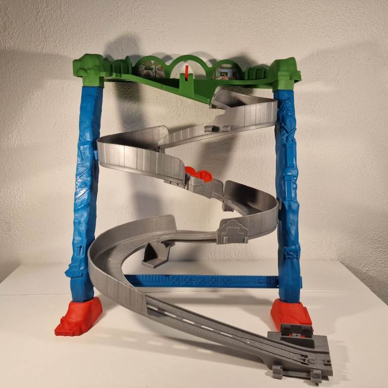 Thomas & friends take n play spills and thrills on sodor track set