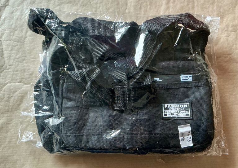 Fashion Instinct Unisex Black Multipurpose Travel Casual Shoulder Crossover Bag