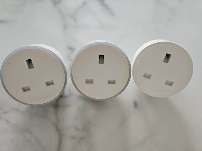 Energy saving plug sockets