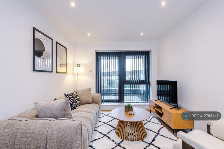 2 bedroom flat in Axis, Leeds, LS9 (2 bed) (#2763447)
