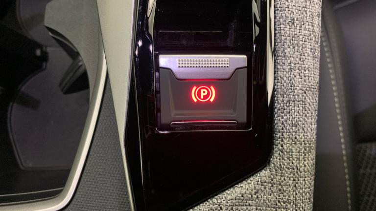 2025 Peugeot 3008 1.2 Hybrid 136 GT 5dr e-DSC6 HATCHBACK PETROL Automatic