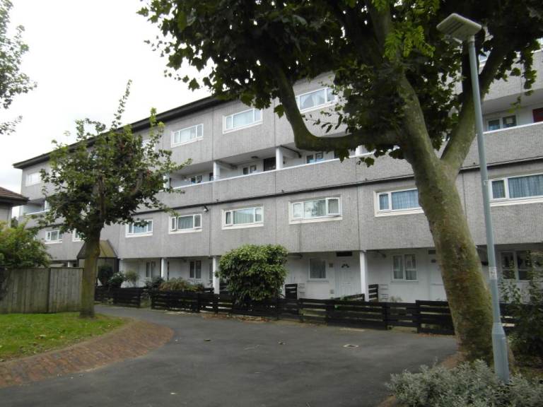 2 bedroom flat for rent in Hounslow West TW4