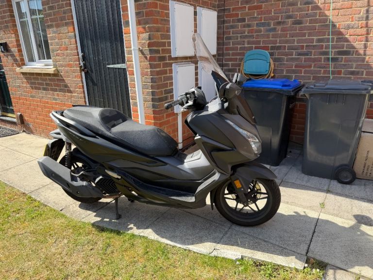 Honda Forza 125 