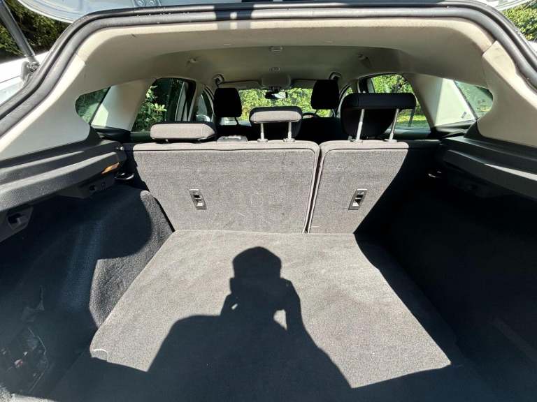 FORD FOCUS 1.0 T EcoBoost 99g Style White Manual Petrol 2016