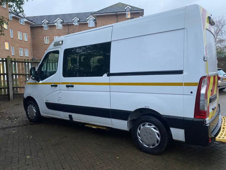 2018 68 Vauxhall Movano Welfare Van Crew Cab 6 seat ideal Camper van NO VAT 1 Owner Ford Transit 