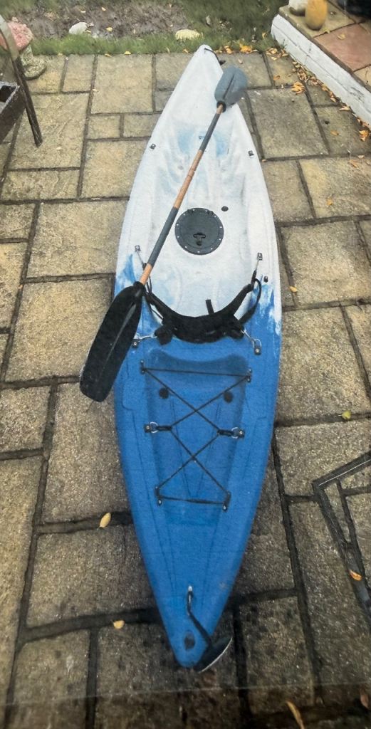 Adult Kayak - 3 very good condition life jackets included in price 