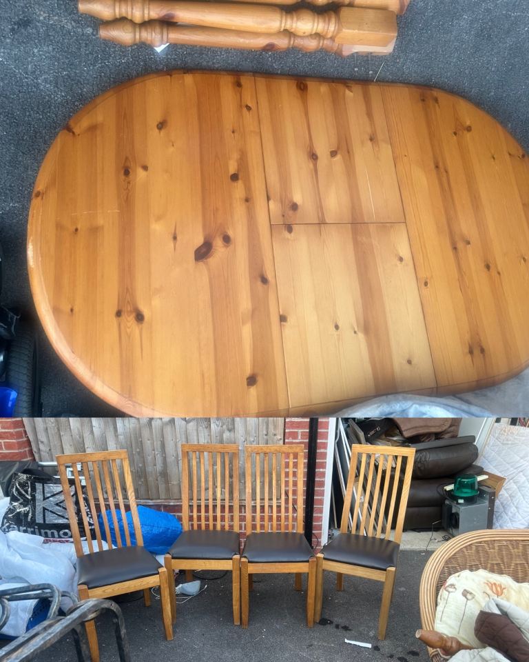 Can deliver oak & black dining room chairs 4 and pine table extending set
