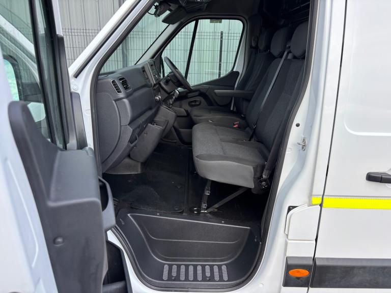 2021 (70) VAUXHALL MOVANO 2.3 Bi-TURBO 135 F3500 L2 H3 | REAR FULL TAIL LIFT VAN