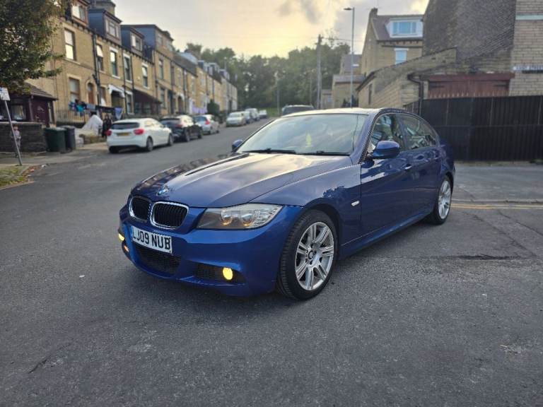 BMW, 3 SERIES, Saloon, 2009, Manual, 1995 (cc), 4 doors