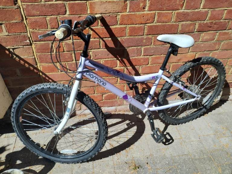'Diamond' girls bike, age about 10-13