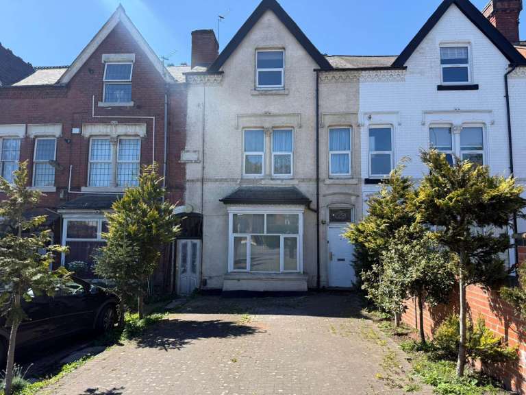 **CHESTER ROAD**1 BED FLAT**OFF STREET PARKING**EXCELLENT LOCATION**CLOSE TO ALL AMENITIES**VIEW NOW