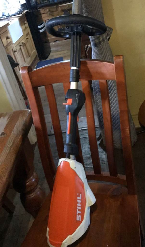 Stihl KMA 130R Kombi Unit ( Body Only) -SPARES AND REPAIRS  - Reasonable offers considered