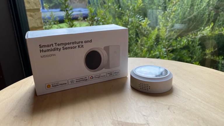 Meross Temperature & Humidity Sensor + Hub – WiFi, HomeKit, Alexa, Google, Solar, Barely Used