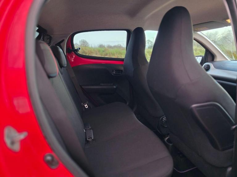 2014 Peugeot 108 1.2 VTi Allure 5dr HATCHBACK PETROL Manual