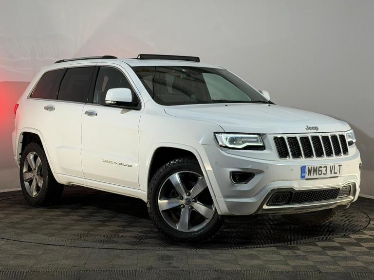 WHITE 2013 63 JEEP GRAND CHEROKEE OVERLAND CRD 3.0 DIESEL V6 AUTOMATIC 4WD SUV
