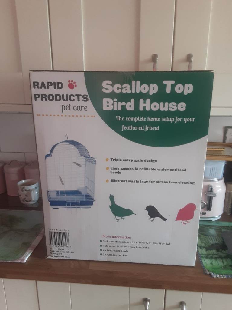 Bird cage .brand new  not been out of the  box.