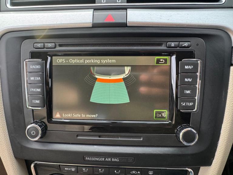 2014 Skoda Superb 2.0 TDI Elegance DSG 4WD Euro 5 (s/s) 5dr ESTATE Diesel Automatic