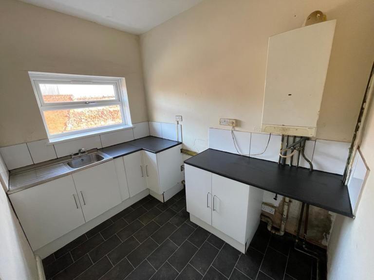 One bed Self contain Flat to Let