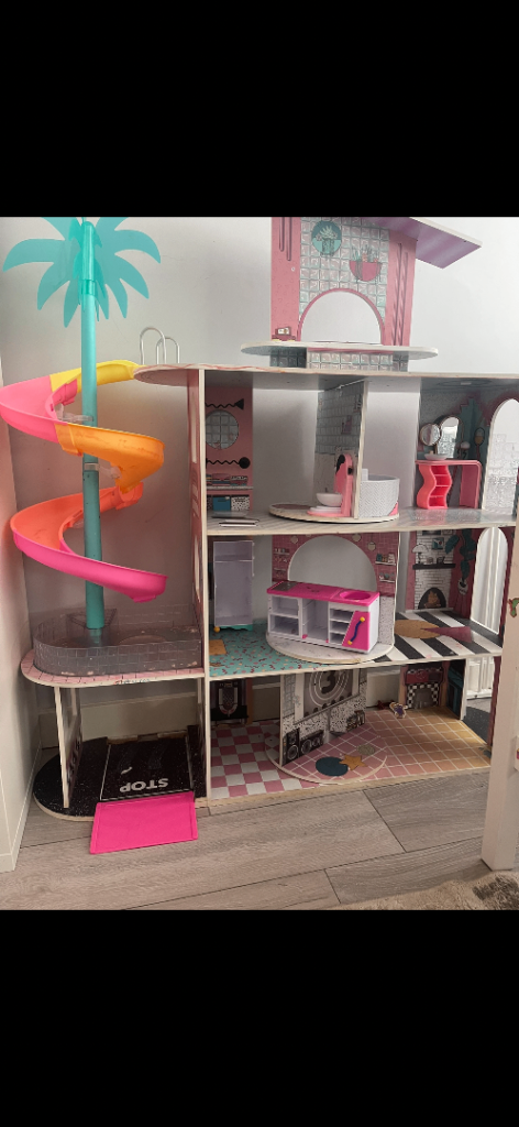 image for LOL doll house QUICK SELL
