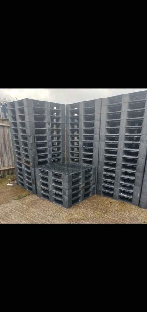 Plastic pallats 800×600
