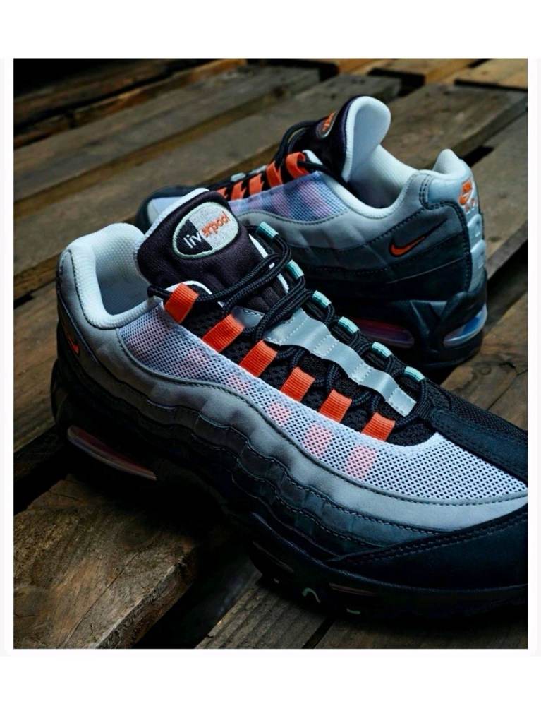 Limited Edition Nike Air Max 95 Liverpool UK 8
