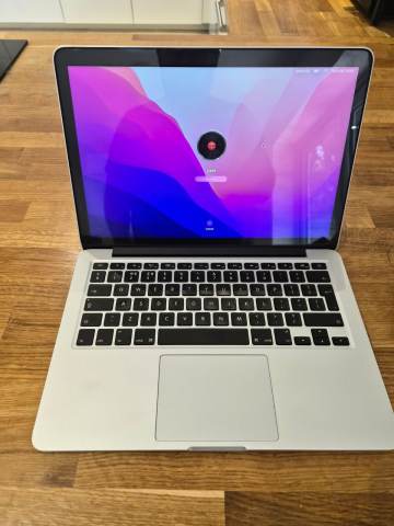 Apple MacBook Pro Retina 13-inch Early 2015 (A1502) - 2.7GHz i5