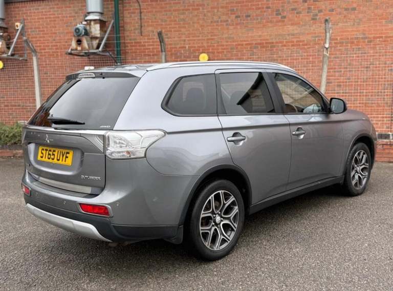 2016 Mitsubishi Outlander 2.2 DI-D GX3 5dr ESTATE DIESEL Manual