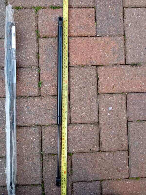 Stark Tailgate Gas Struts 